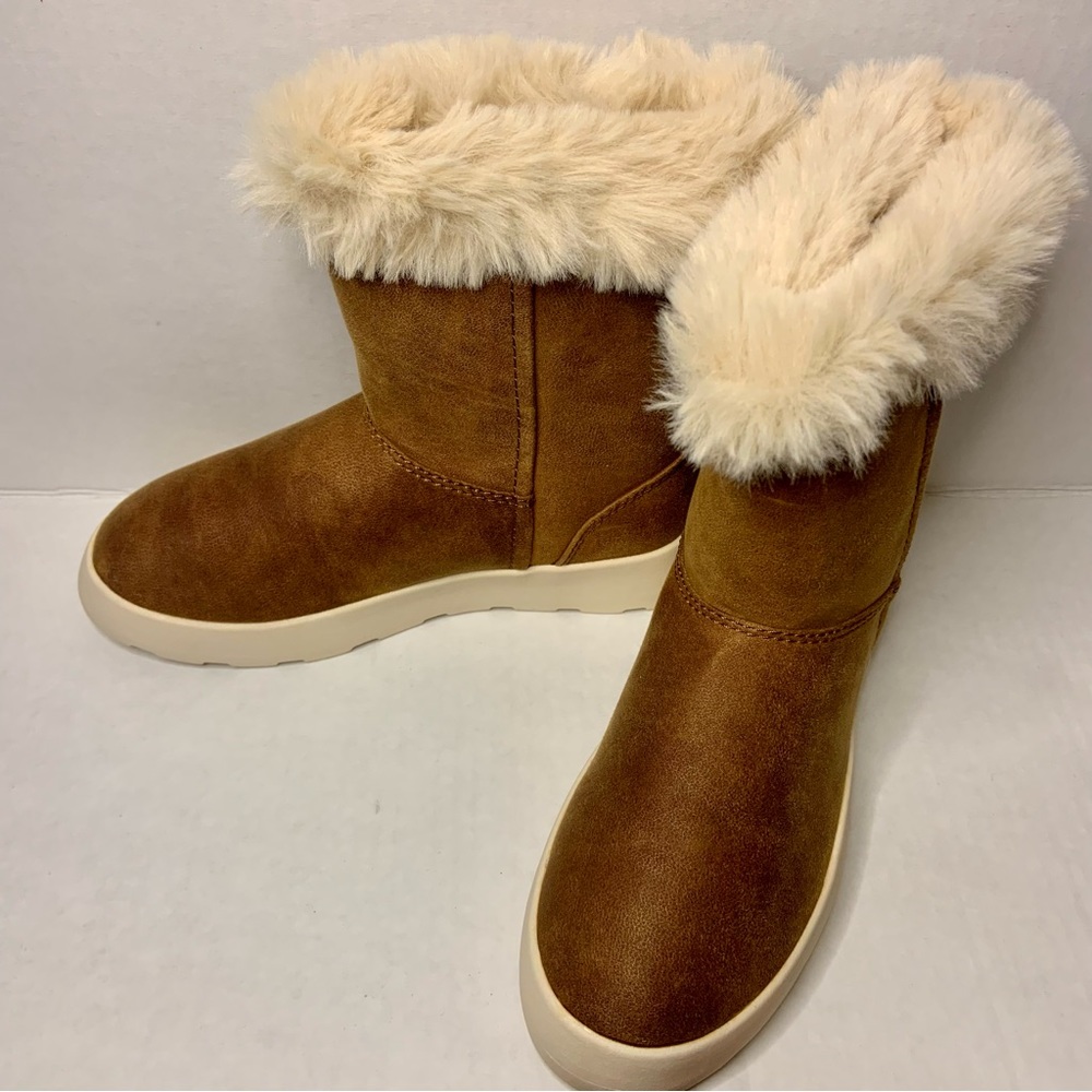 NWT ZARA BROWN BOOTS